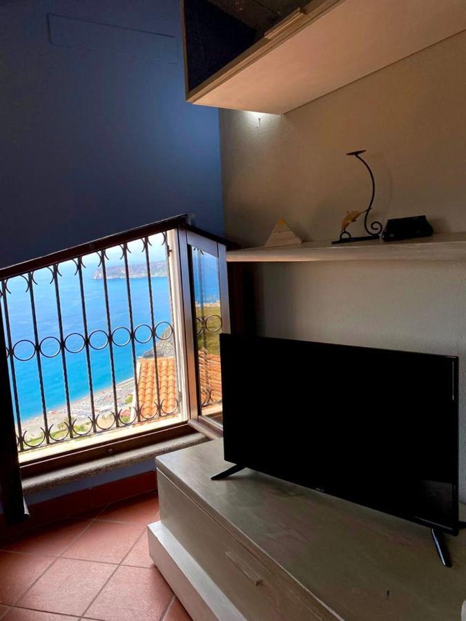مبيت وإفطار سان نيكولا أرسيلا La Casa Nel Borgo المظهر الخارجي الصورة