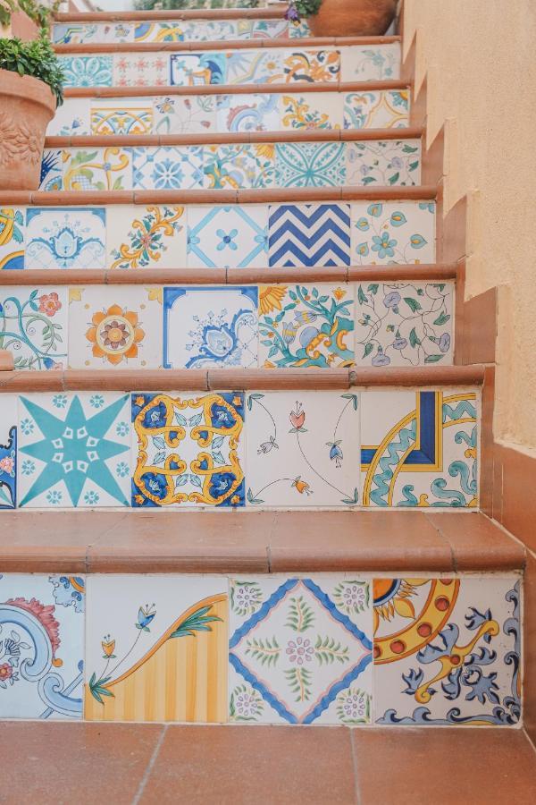 مبيت وإفطار سان نيكولا أرسيلا La Casa Nel Borgo المظهر الخارجي الصورة